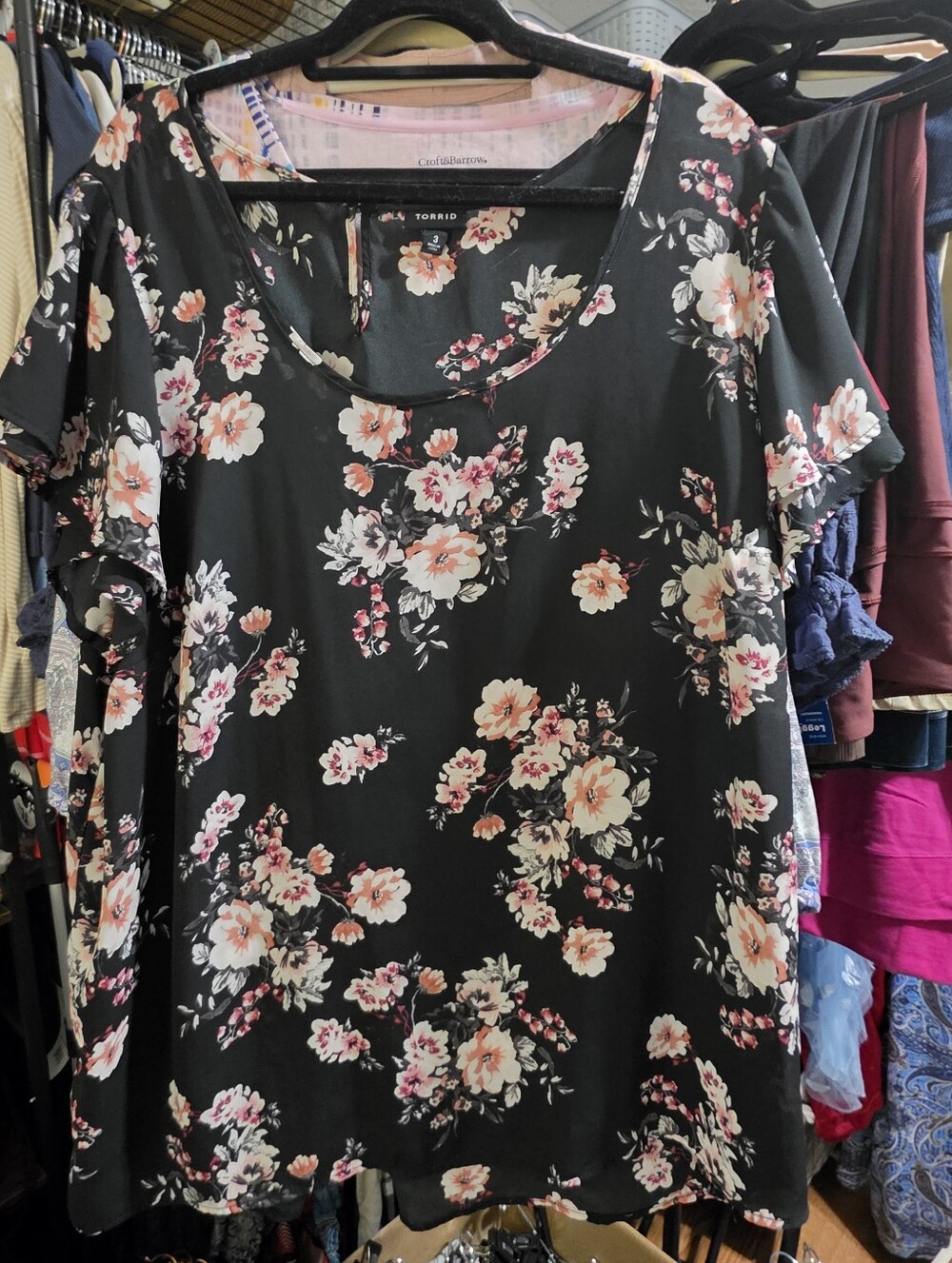 TORRID Black Floral Scoop Neck Tunic Blouse